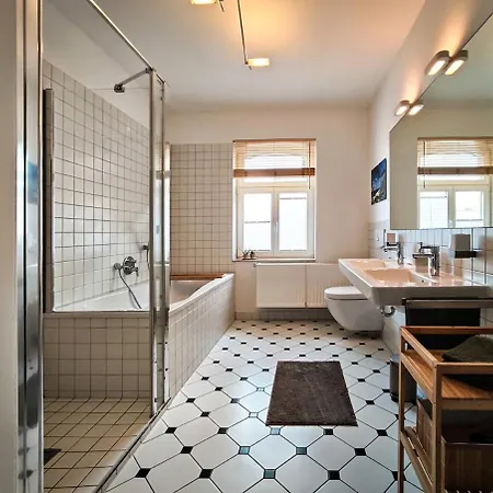 Im Paulusviertel Mit Balkon Und Fahrraedern 58 Qm Lägenhet *