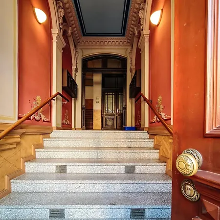 Im Paulusviertel Mit Balkon Und Fahrraedern 58 Qm *