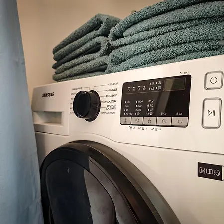 Im Paulusviertel Mit Balkon Und Fahrraedern 58 Qm