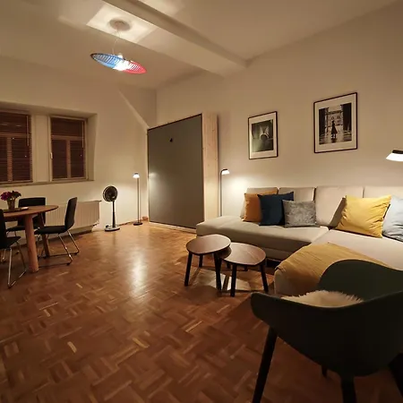 Lägenhet Im Paulusviertel Mit Balkon Und Fahrraedern 58 Qm *